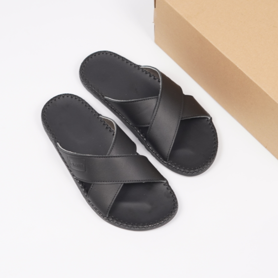 DéP Quai Chéo Thời Trang Halita dành cho Nam , đế cao su nhẹ 1.5cm , khâu chỉ toàn bộ . Đế Bằng