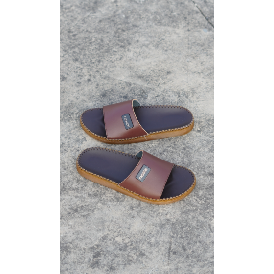 DéP Nam Doc Tờ Khoá Fashion Halita Đế Vàng , khâu chỉ toàn bộ , đế cao su nhẹ êm chân . Đế Bằng