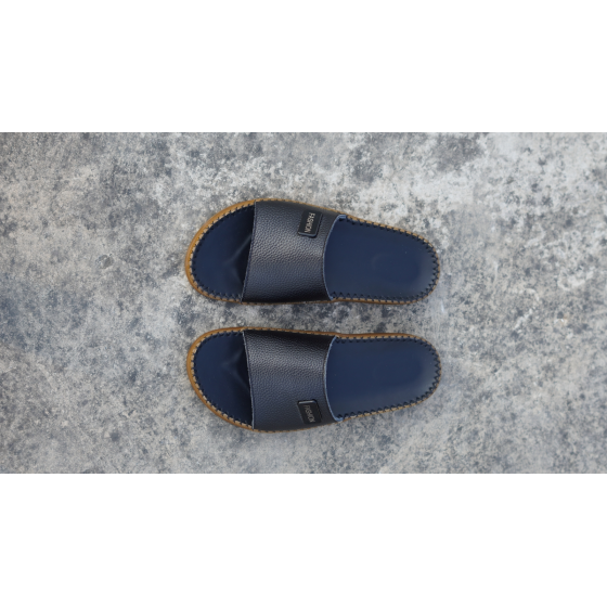 DéP Nam Doc Tờ Khoá Fashion Halita Đế Vàng , khâu chỉ toàn bộ , đế cao su nhẹ êm chân . Đế Bằng