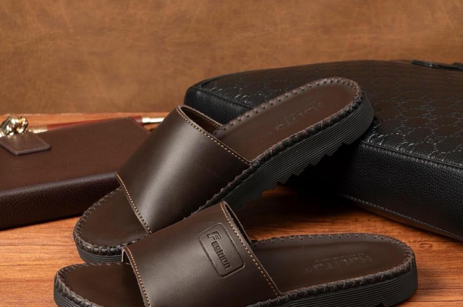  DéP Nam Doctor Fashion, Đế Nhẹ Cao 3cm ,Đế  Cao Su  Khâu Chỉ Toàn Bộ Đế Bằng Dép Lê Quai Ngang Slipper
