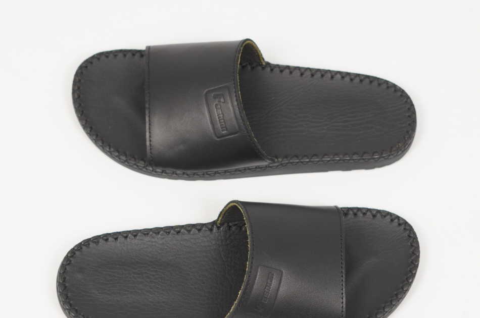 DéP Nam Doctor Fashion Halita , Đế Nhẹ Cao 1.5cm ,Đế  Cao Su  Khâu Chỉ Toàn Bộ Đế Bằng Dép Lê Quai Ngang