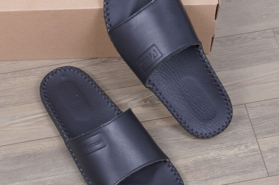 DéP Nam Doctor Fashion Halita , Đế Nhẹ Cao 1.5cm ,Đế  Cao Su  Khâu Chỉ Toàn Bộ Đế Bằng Dép Lê Quai Ngang