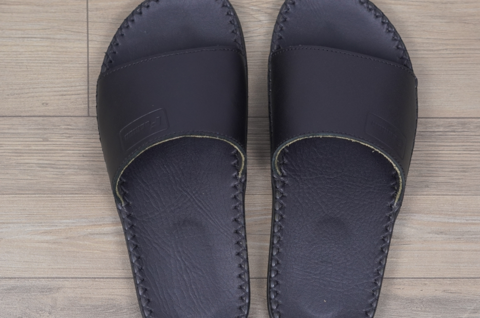 DéP Nam Doctor Fashion Halita , Đế Nhẹ Cao 1.5cm ,Đế  Cao Su  Khâu Chỉ Toàn Bộ Đế Bằng Dép Lê Quai Ngang