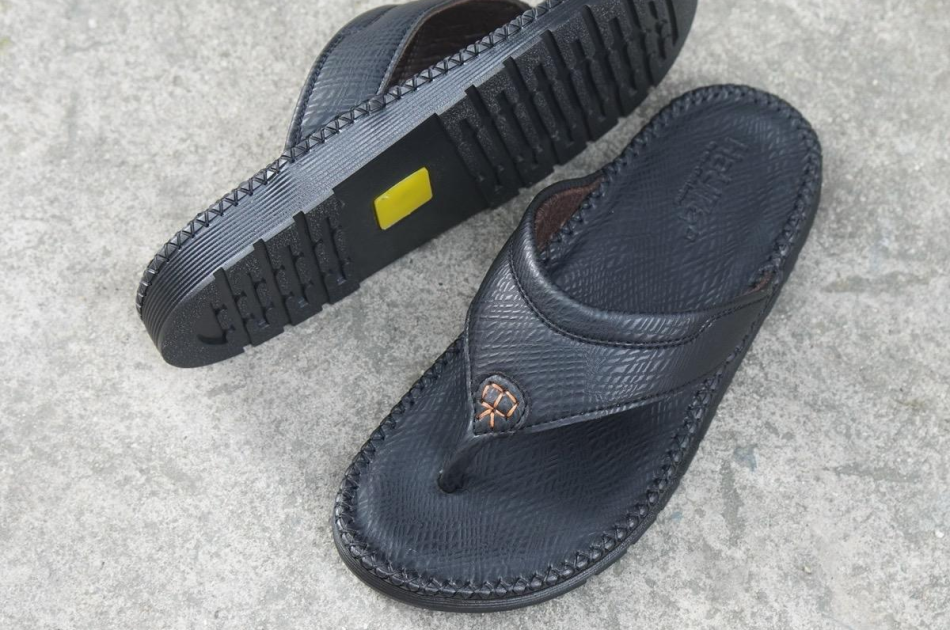 DéP Kẹp Nam Da Chống Nhăn , Đế Bằng Cao Su êm Chân , khâu dấu chỉ viền bền bỉ . Sandal Nhung Đồng